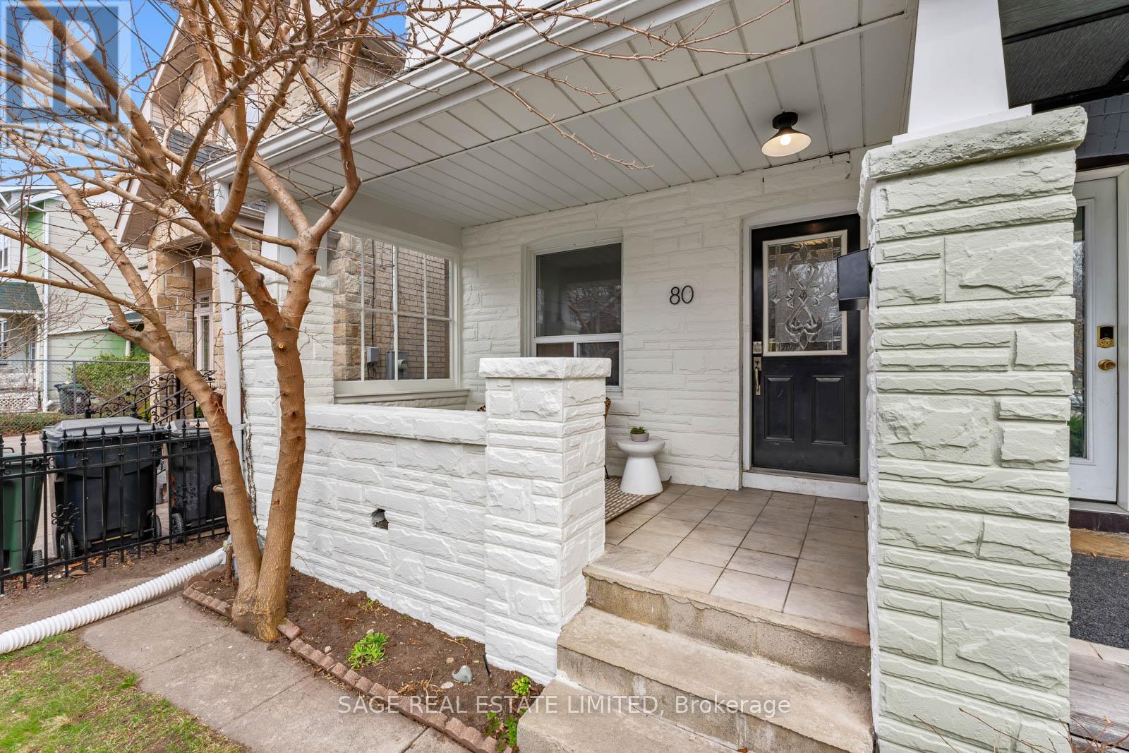 80 Rosevear Avenue, Toronto, Ontario  M4C 1Z4 - Photo 3 - E12155827
