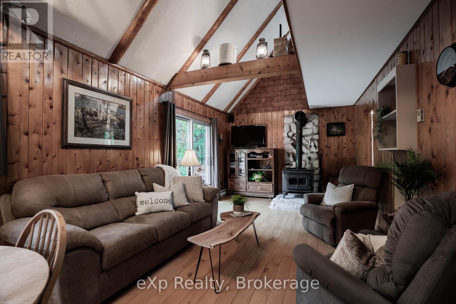245 Whiskey Harbour Road, Northern Bruce Peninsula, Ontario  N0H 2T0 - Photo 12 - X12167617