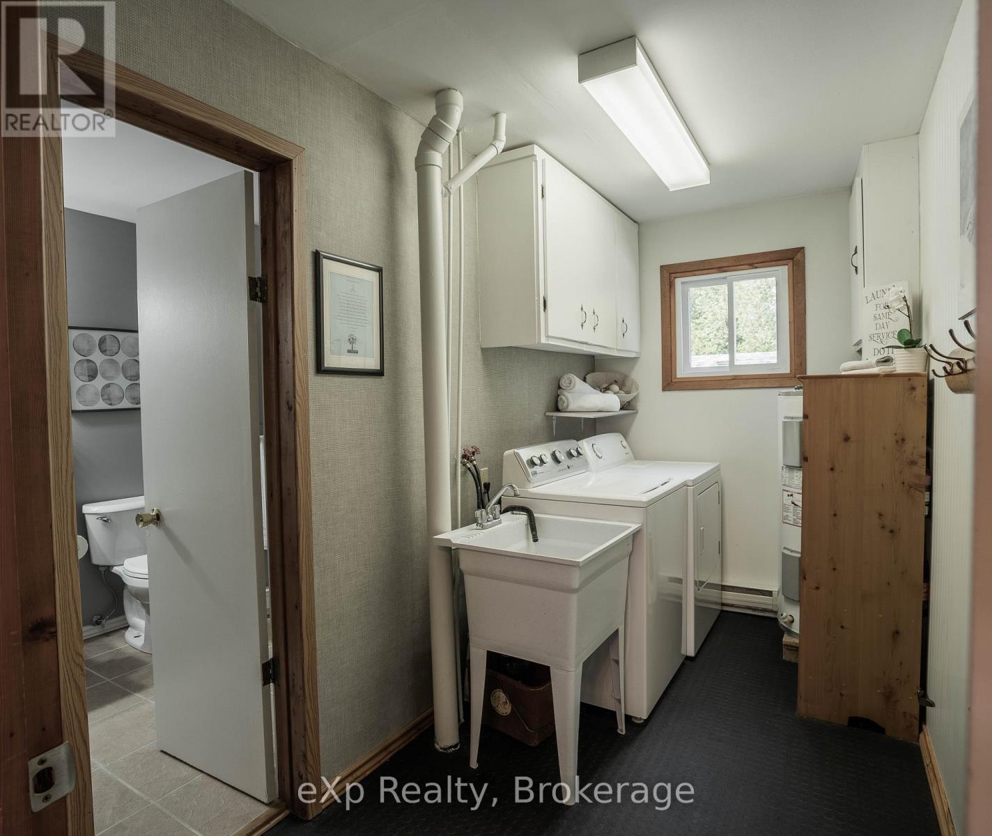 245 Whiskey Harbour Road, Northern Bruce Peninsula, Ontario  N0H 2T0 - Photo 13 - X12167617