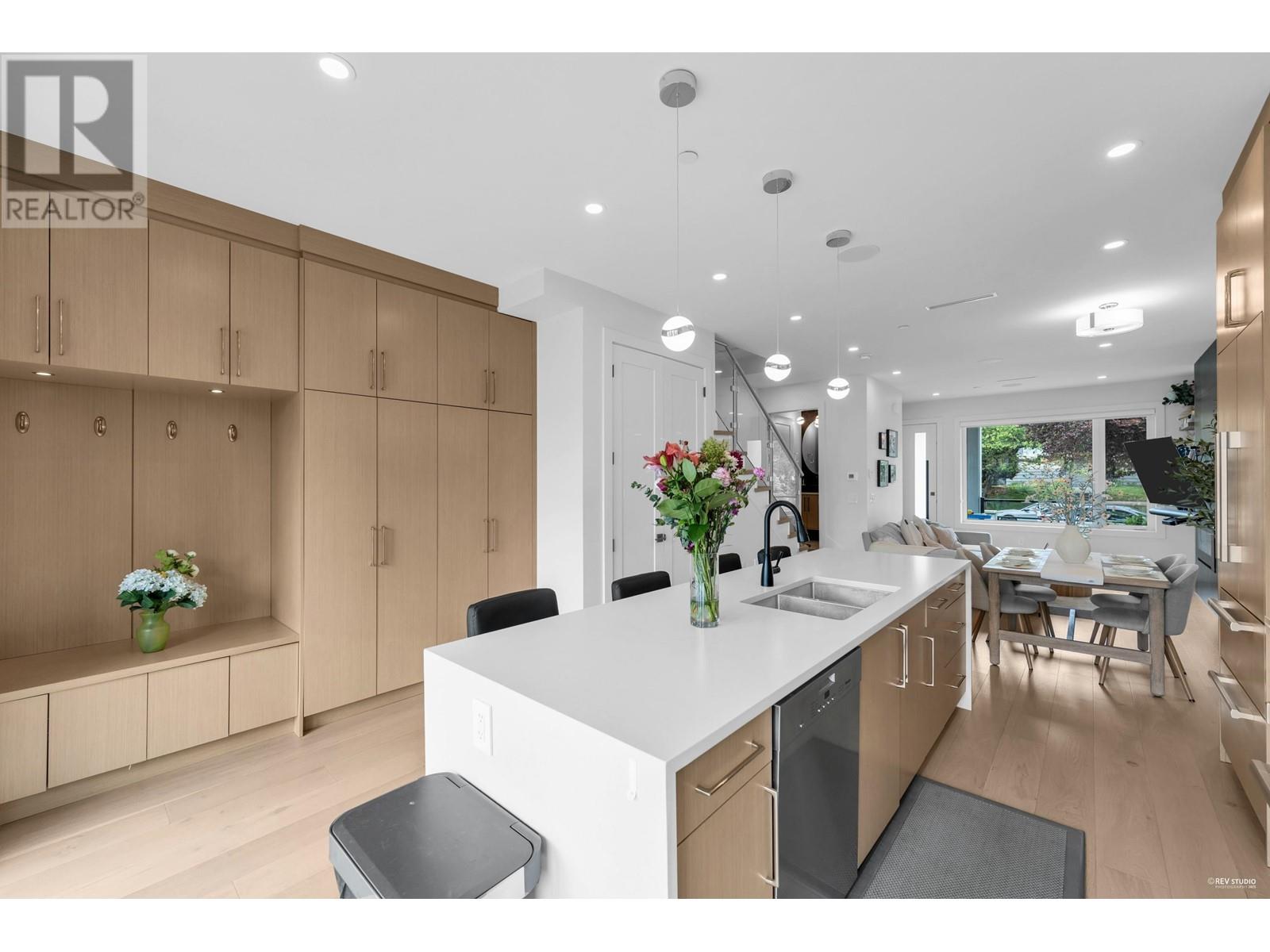 560 W 63rd Avenue, Vancouver, British Columbia  V6P 2G8 - Photo 8 - R3006135