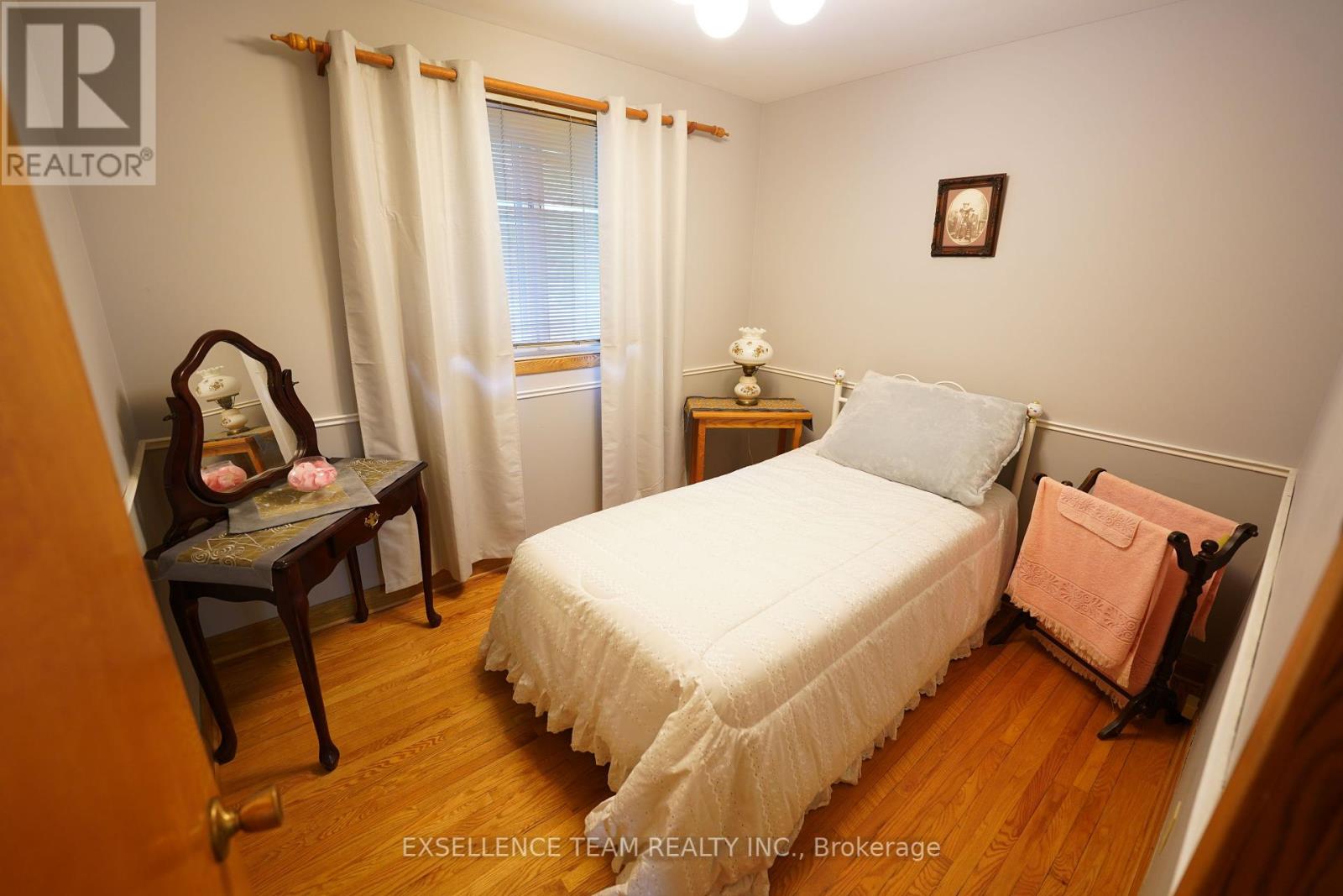 1212 Brodeur Street, Cornwall, Ontario  K6J 4Z2 - Photo 28 - X12167630