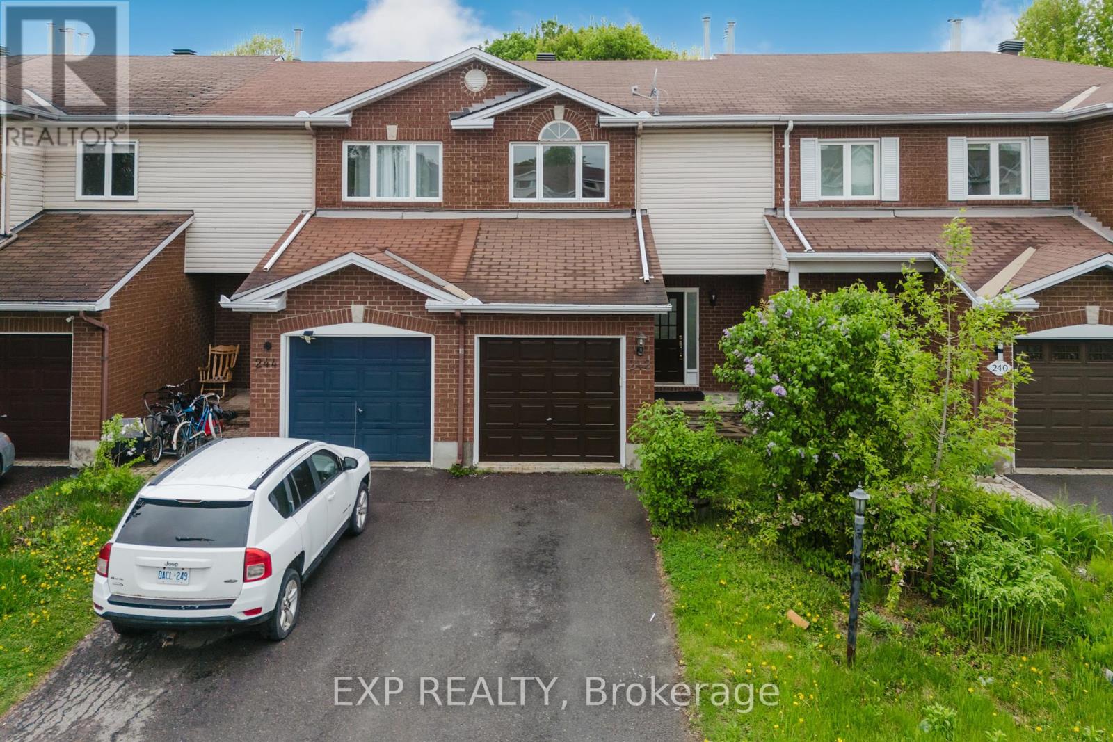 242 Stoneway Drive, Ottawa, Ontario  K2G 6A8 - Photo 2 - X12167627