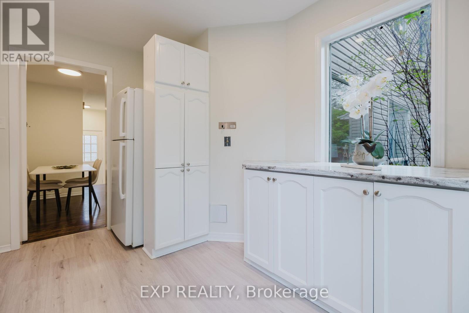 242 Stoneway Drive, Ottawa, Ontario  K2G 6A8 - Photo 21 - X12167627