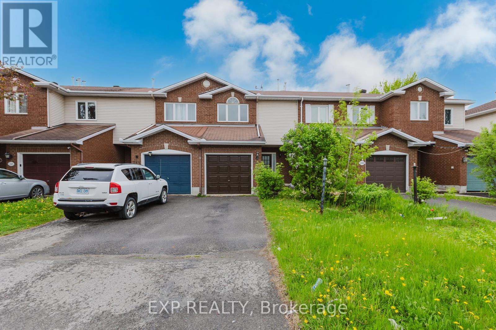 242 Stoneway Drive, Ottawa, Ontario  K2G 6A8 - Photo 3 - X12167627