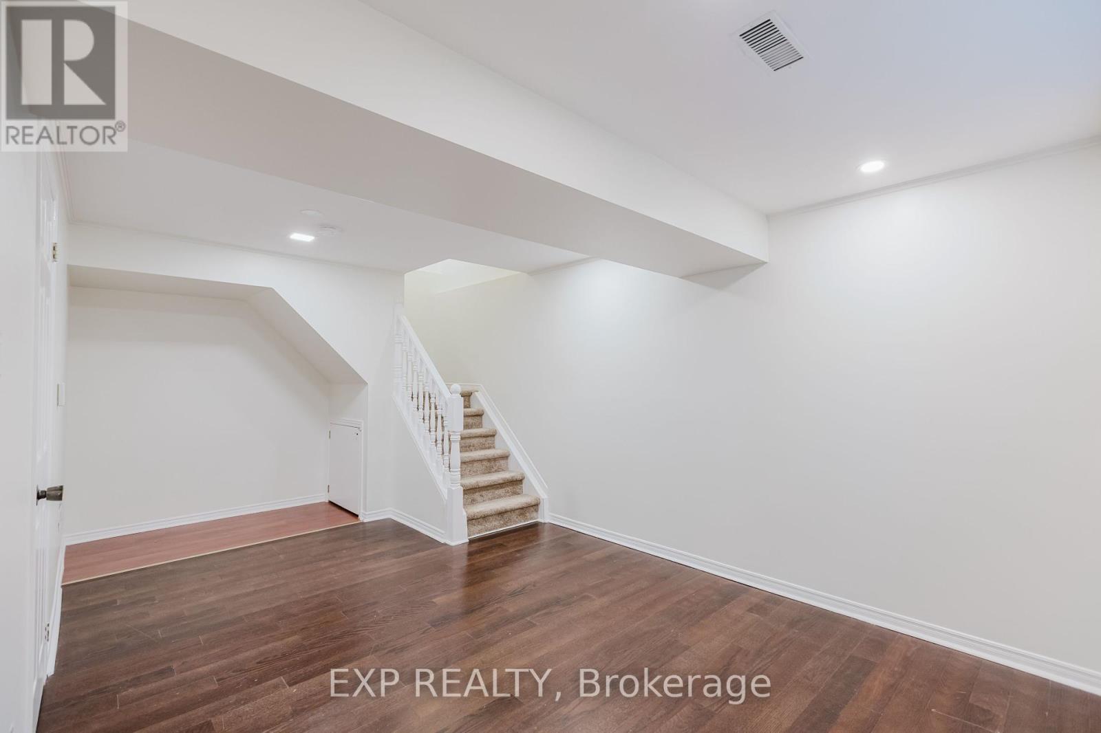 242 Stoneway Drive, Ottawa, Ontario  K2G 6A8 - Photo 33 - X12167627