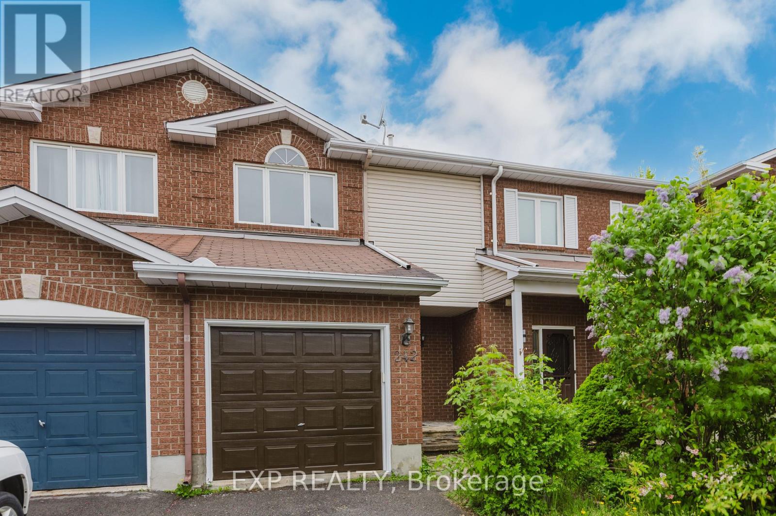 242 Stoneway Drive, Ottawa, Ontario  K2G 6A8 - Photo 4 - X12167627