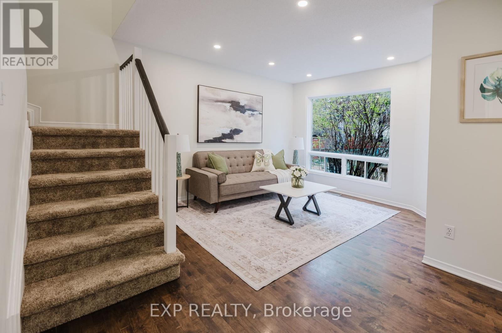 242 Stoneway Drive, Ottawa, Ontario  K2G 6A8 - Photo 8 - X12167627