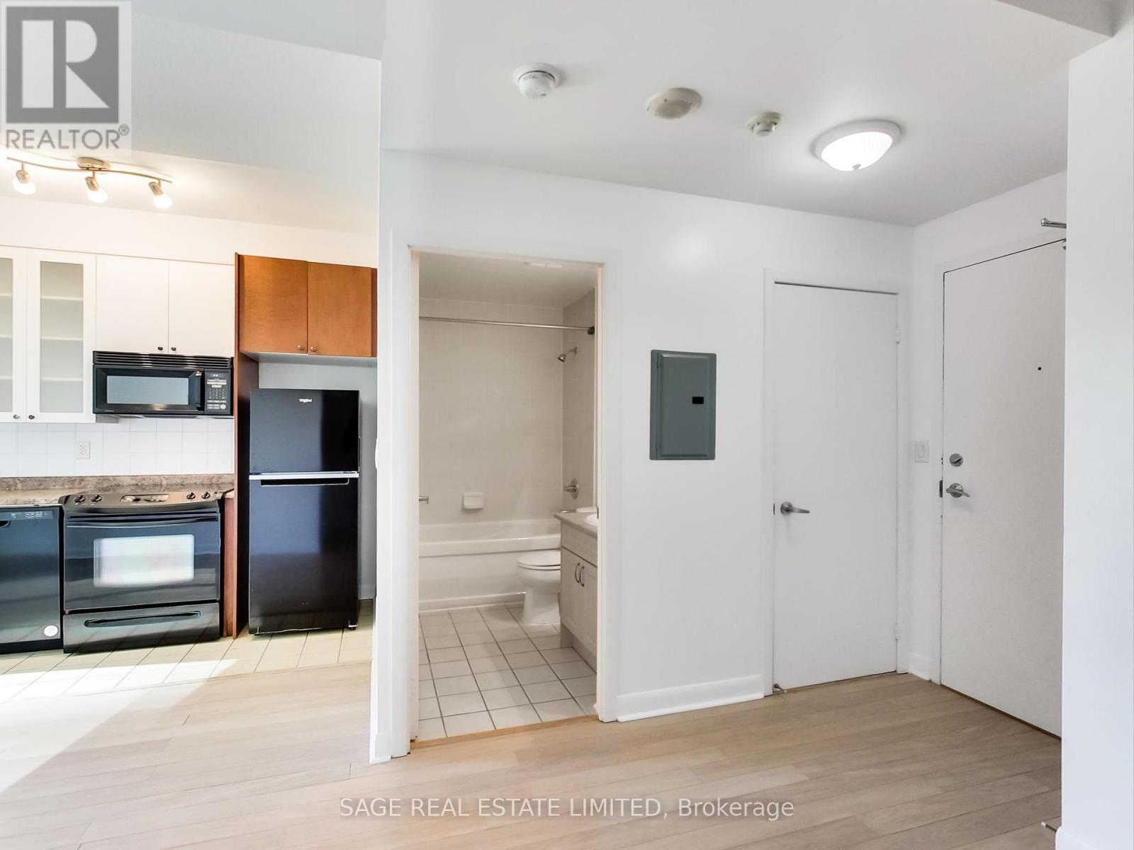 702 - 600 Fleet Street, Toronto, Ontario  M6K 3P5 - Photo 12 - C12167607