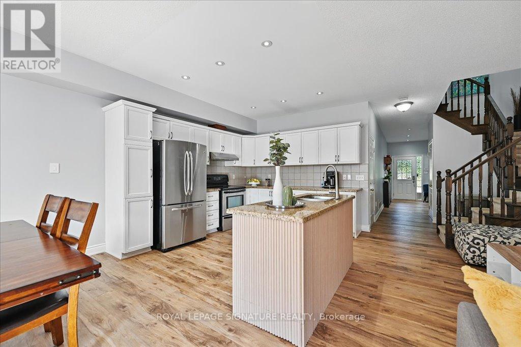 4063 Kilmer Drive, Burlington, Ontario  L7M 5A6 - Photo 3 - W12166906