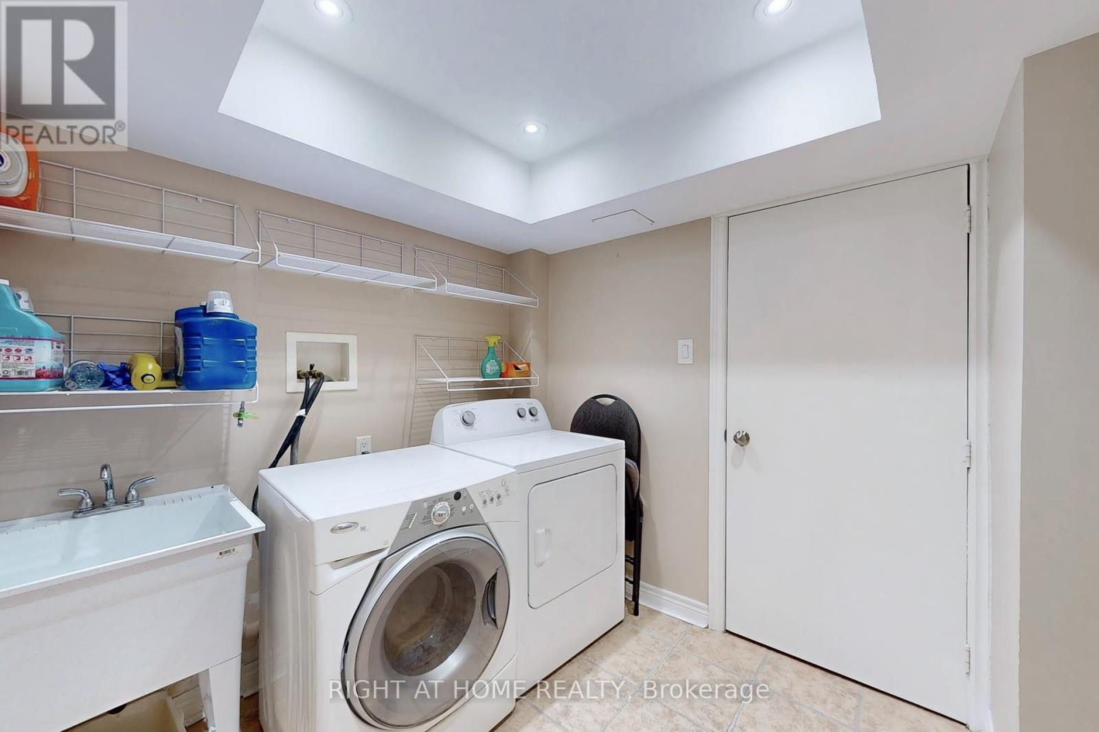 805 Stonehaven Avenue, Newmarket, Ontario  L3X 2K3 - Photo 42 - N12167610