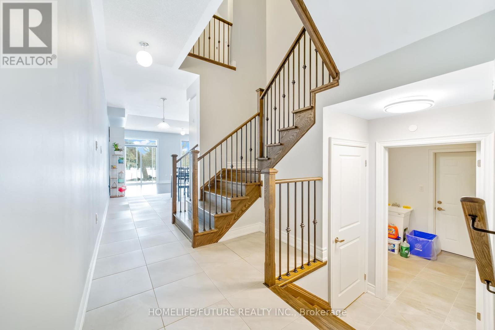29 Erintol Way, Markham, Ontario  L3S 0E6 - Photo 9 - N12167634
