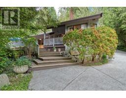 2024 Cassidy Road, Roberts Creek, Ca