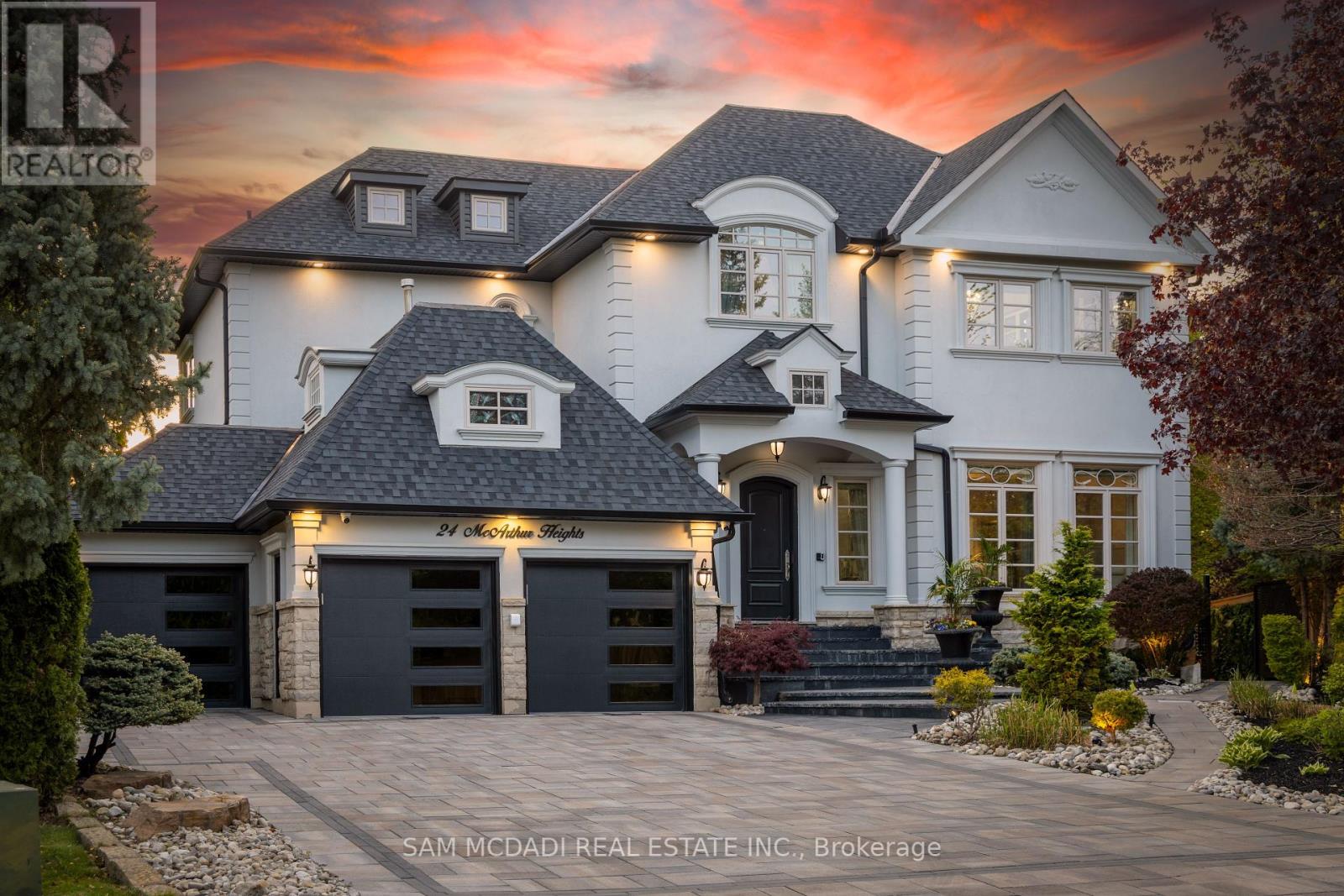 24 Mcarthur Heights, Brampton, Ontario  L6Z 3N2 - Photo 2 - W12167613
