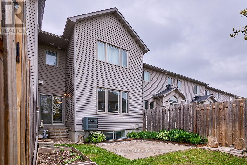 405 Barrick Hill Road, Ottawa, Ontario  K2M 0H7 - Photo 34 - X12167378