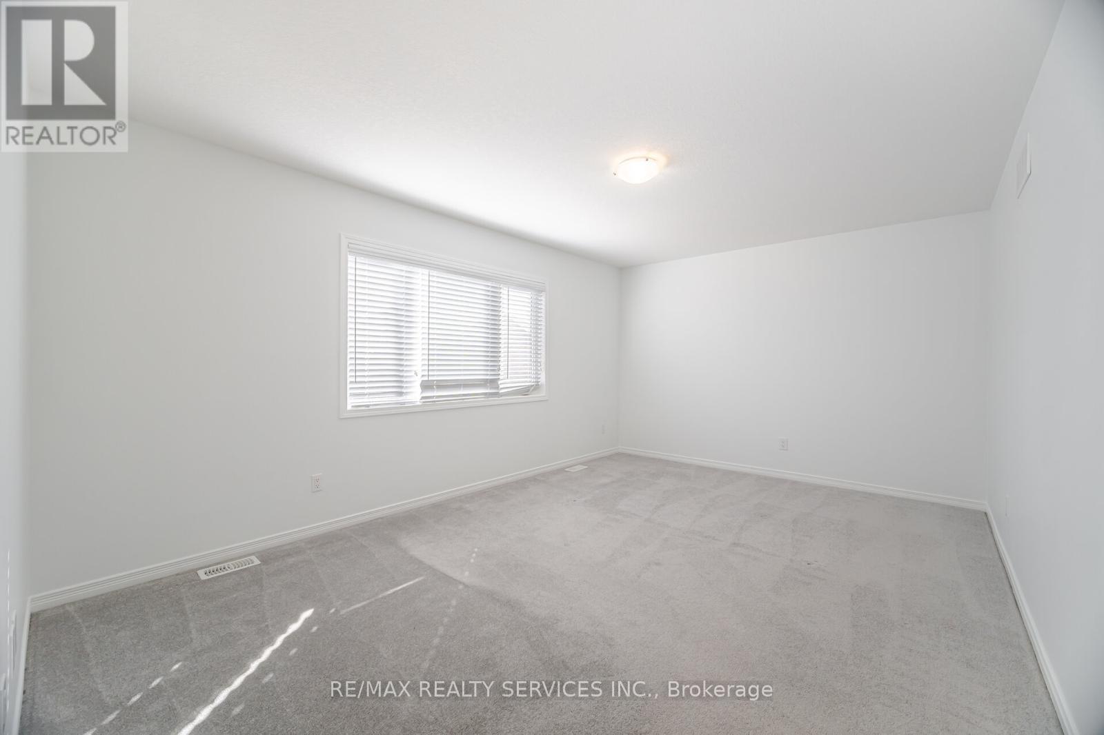 269 Freure Drive, Cambridge, Ontario  N1S 0C1 - Photo 21 - X12167612