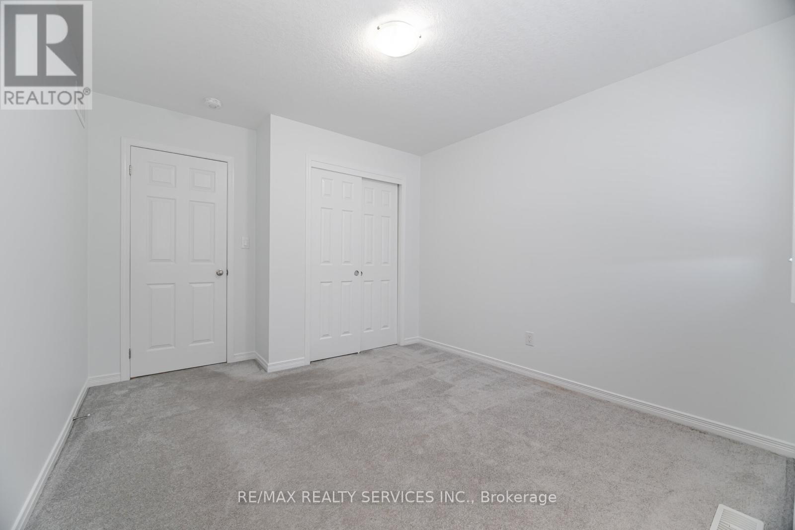 269 Freure Drive, Cambridge, Ontario  N1S 0C1 - Photo 24 - X12167612