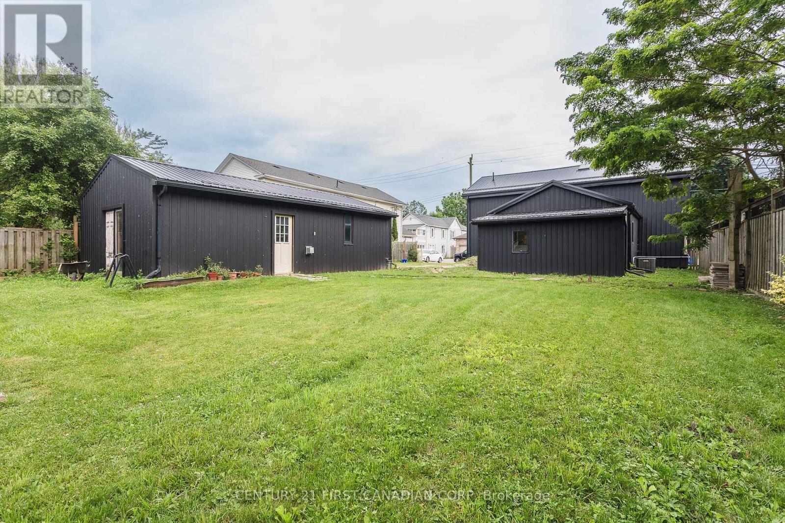331 Erie Street, Central Elgin, Ontario  N5L 1E3 - Photo 35 - X12167677