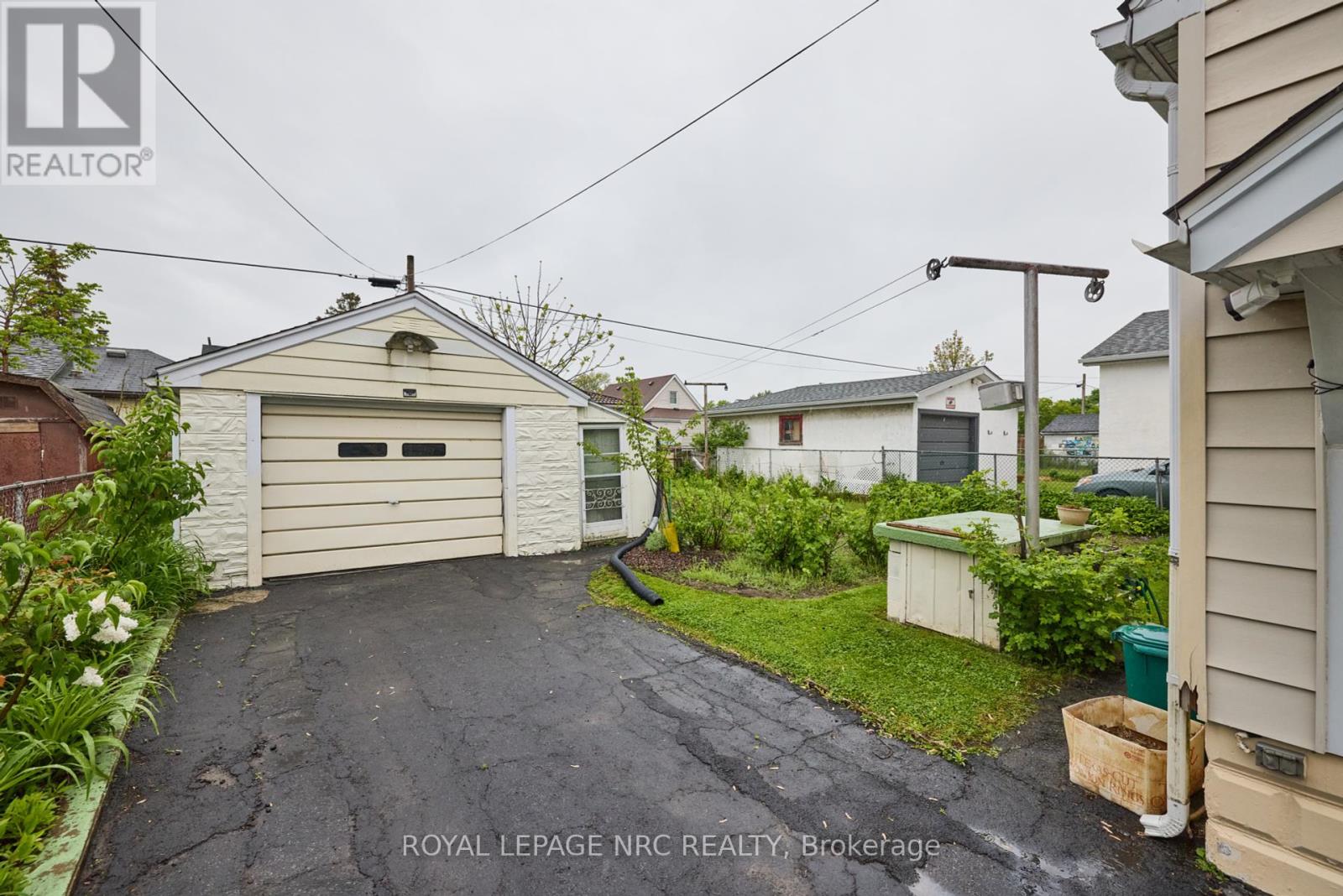 Property at 506 HARRIET STREET image 5