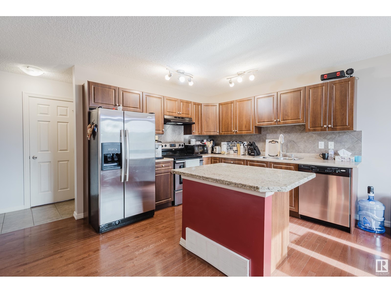 2355 Lemieux Pl Nw, Edmonton, Alberta  T6R 0C3 - Photo 6 - E4437937