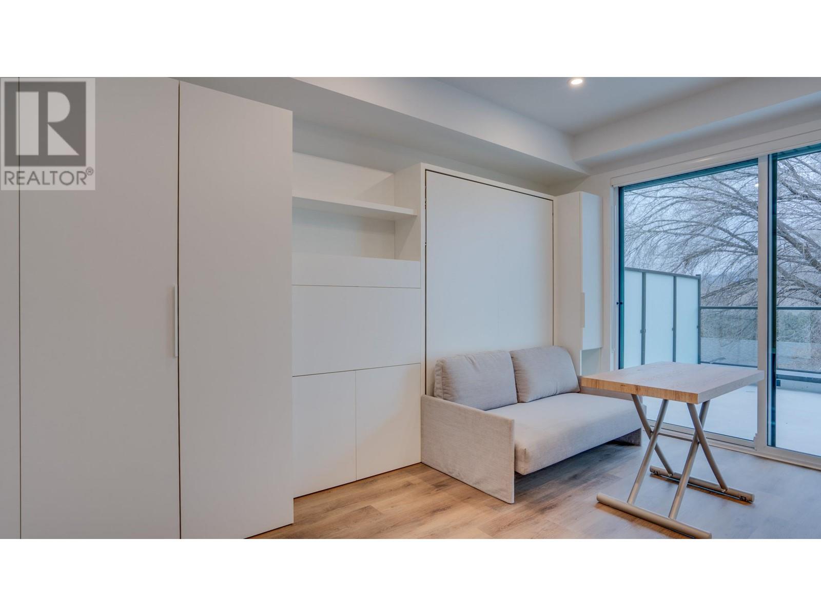 Property at 1274 Devonshire Avenue Unit# 209 image 5