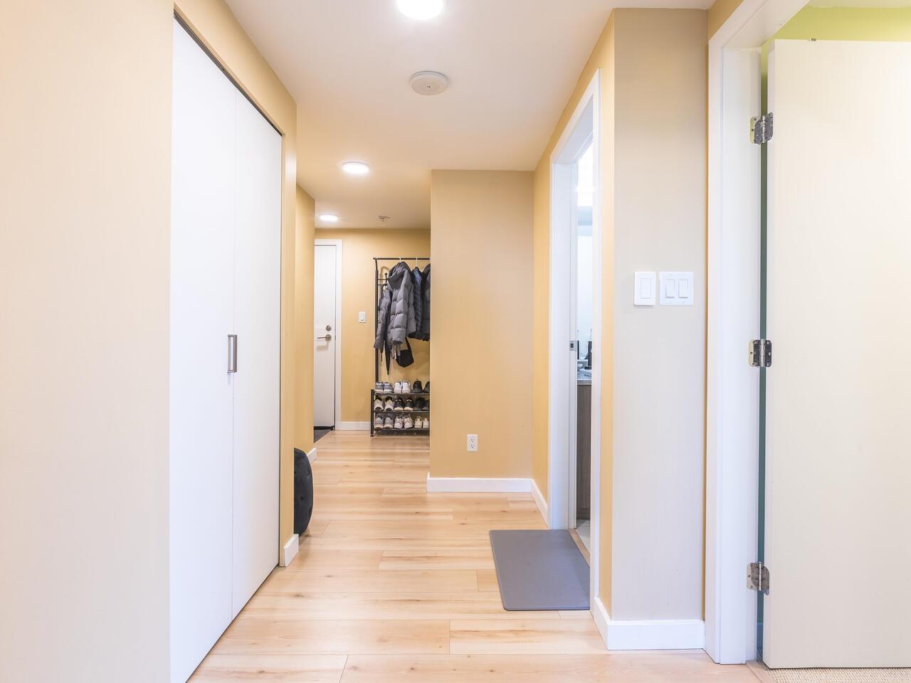 Property at 802 13325 102A AVENUE image 3