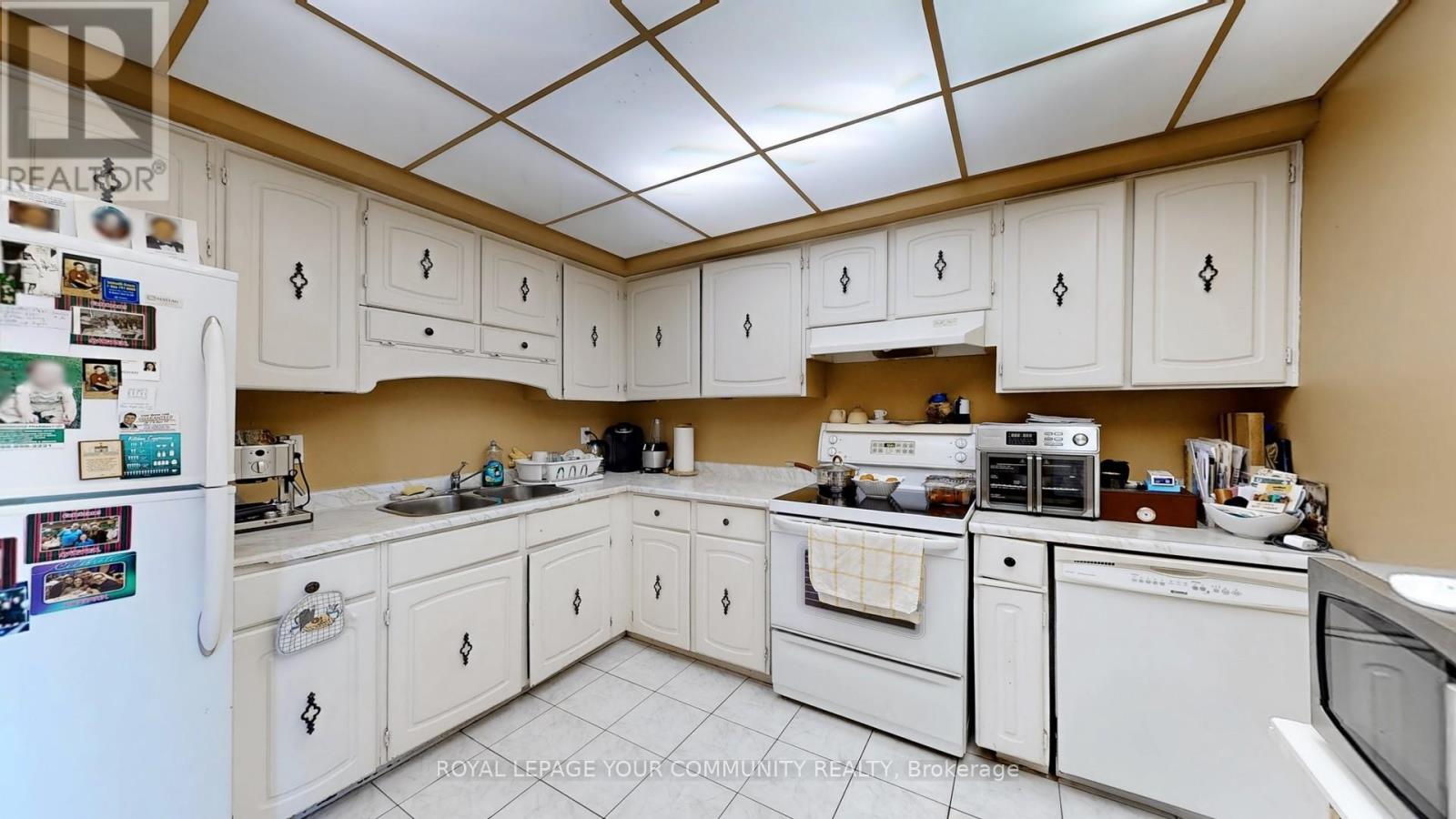 86 Andrea Lane, Vaughan, Ontario  L4L 1E7 - Photo 9 - N12167671