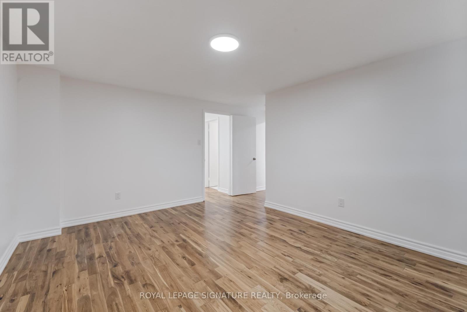36 Denlow Drive, Brampton, Ontario  L6Y 2L4 - Photo 19 - W12167635
