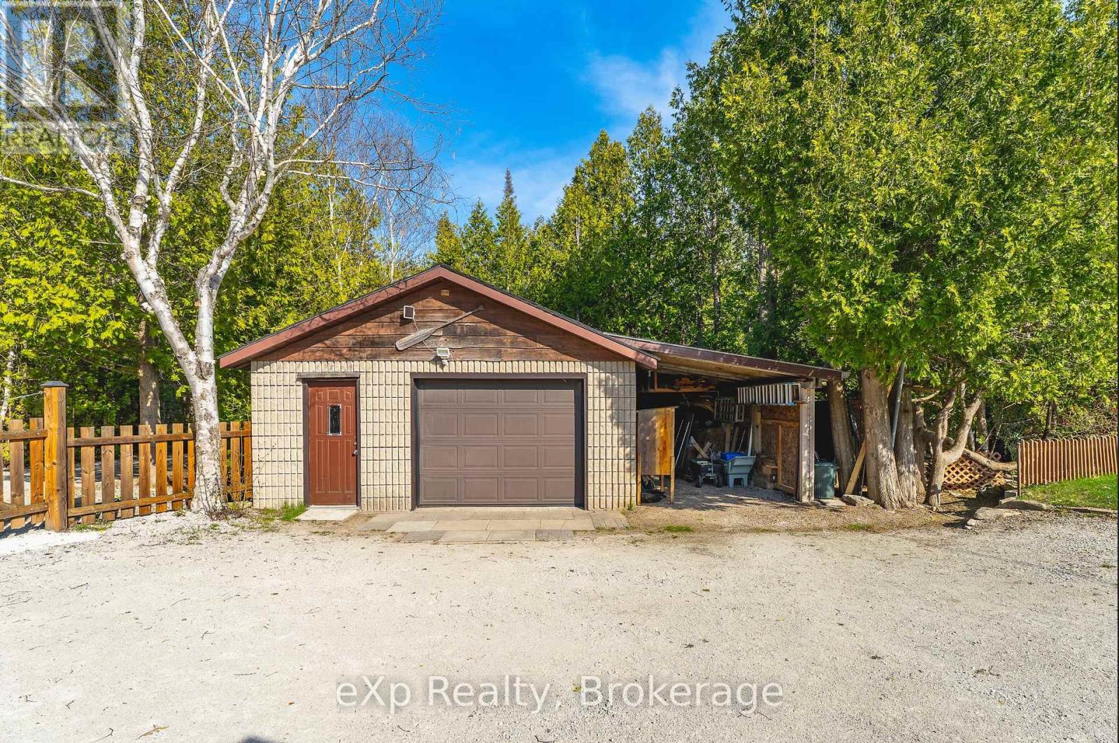53 Little Pine Drive, Northern Bruce Peninsula, Ontario N0H 1Z0 - Photo 34 - X12156439
