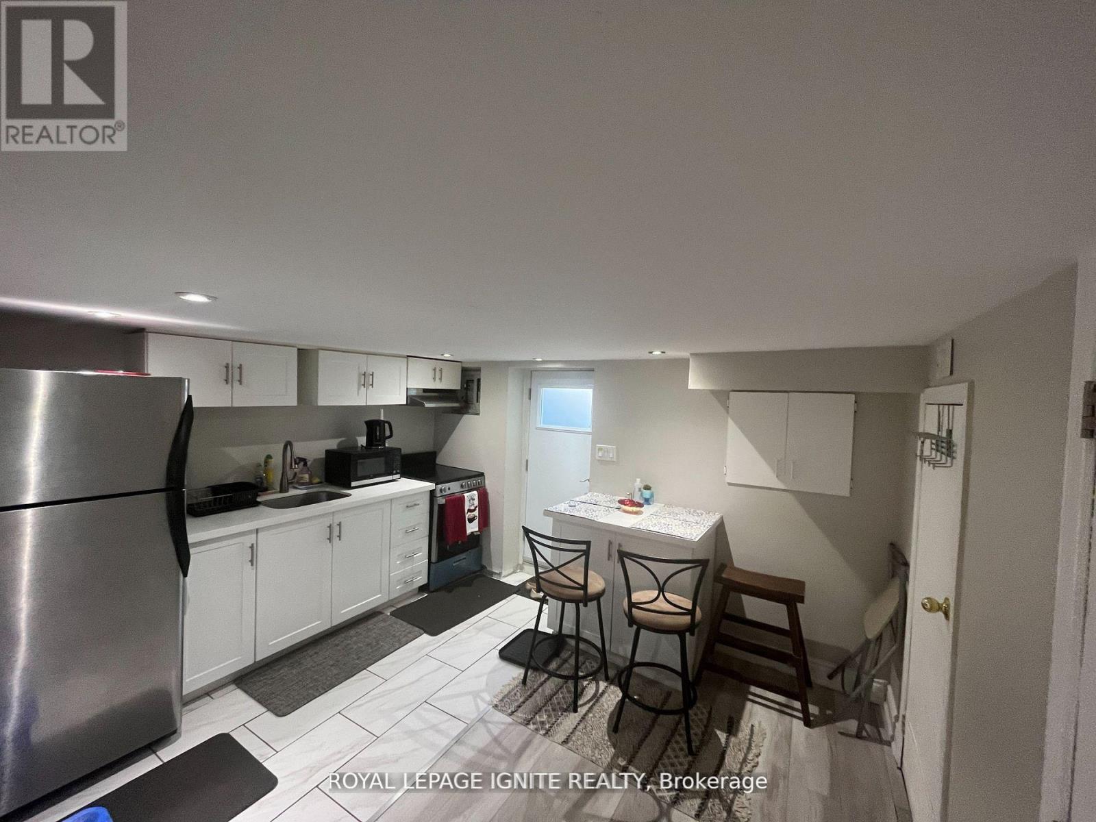 97 Henrietta Street, Toronto, Ontario  M6N 1S5 - Photo 2 - W12167676