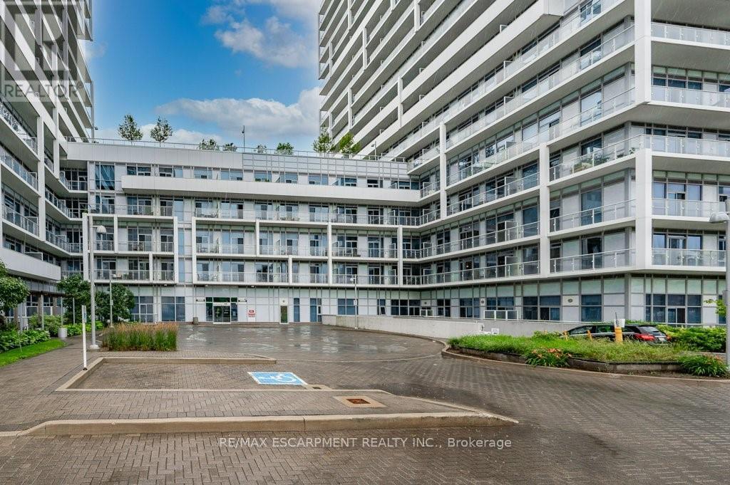 901 - 55 Speers Road, Oakville, Ontario  L6K 0H9 - Photo 4 - W12167680