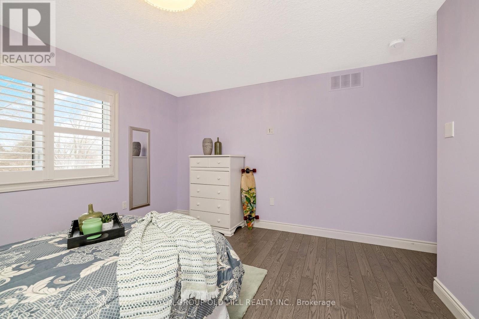 17 Miller Drive, Hamilton, Ontario  L9G 2H9 - Photo 37 - X12167669
