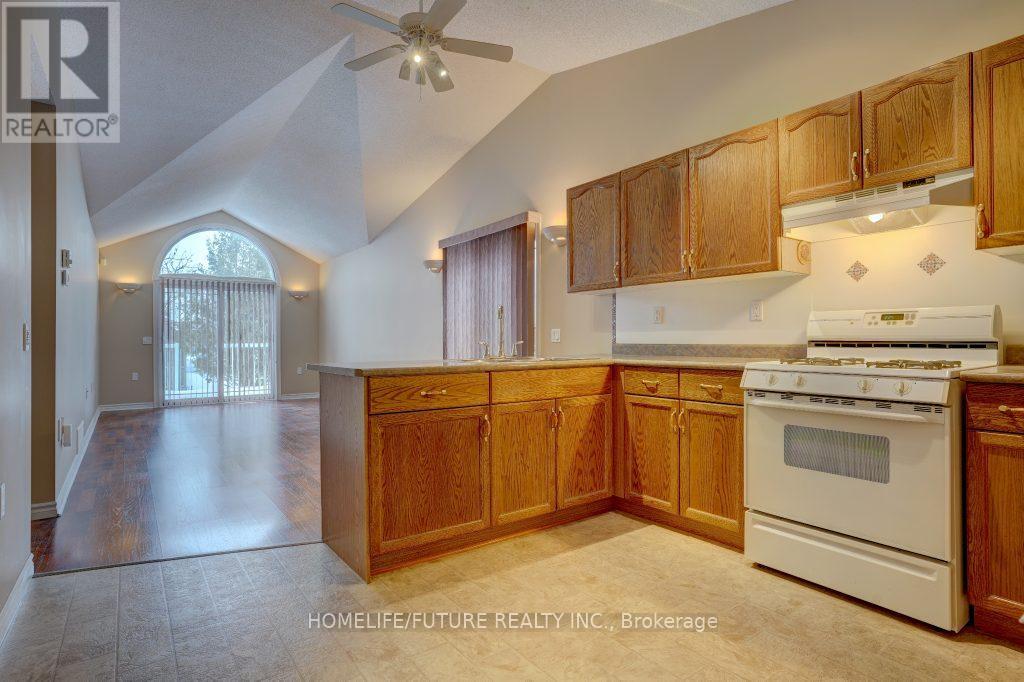 11 Alder Court, Belleville, Ontario  K8P 5L5 - Photo 9 - X12167700