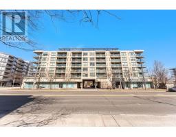 517 - 890 SHEPPARD AVENUE W, Toronto, Ontario