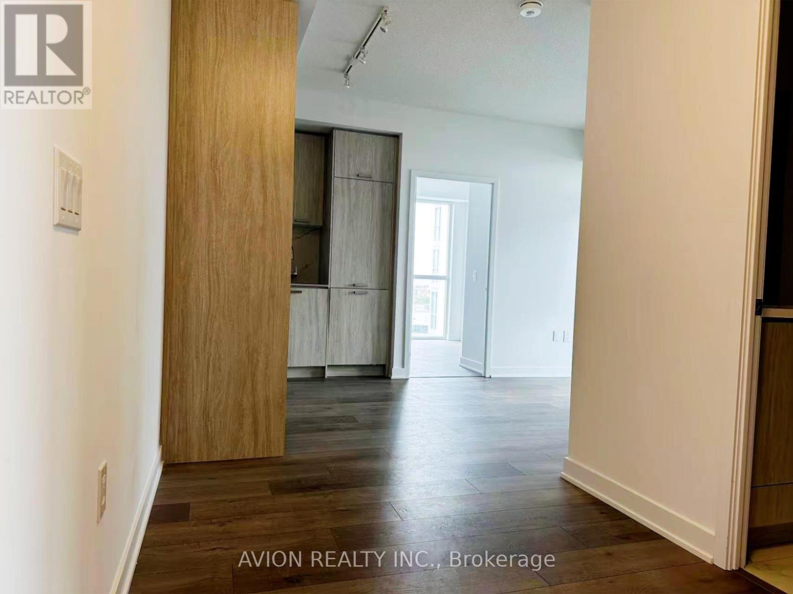 612 - 38 Honeycrisp Crescent S, Vaughan, Ontario  L4K 0M7 - Photo 12 - N12157732