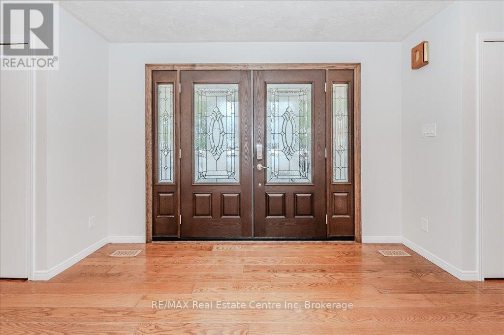 6112 Fourth Line E, Centre Wellington, Ontario  N0B 1B0 - Photo 6 - X12167736
