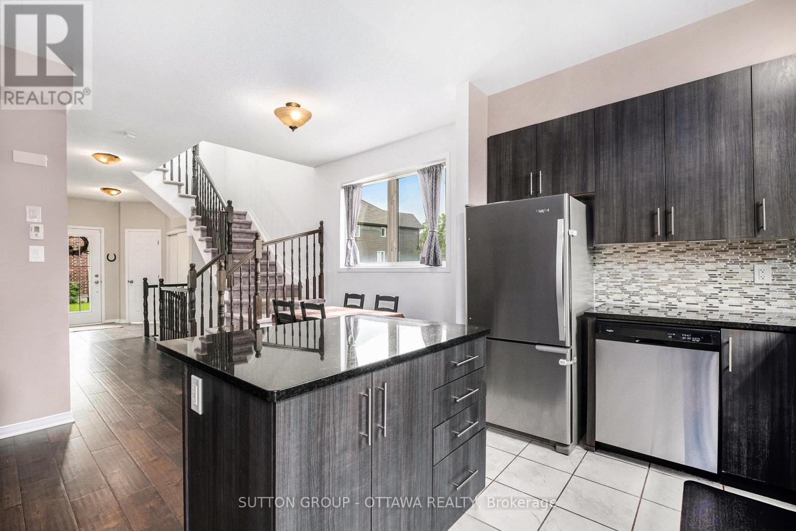 100 Camden Private, Ottawa, Ontario  K2J 6H9 - Photo 9 - X12167722