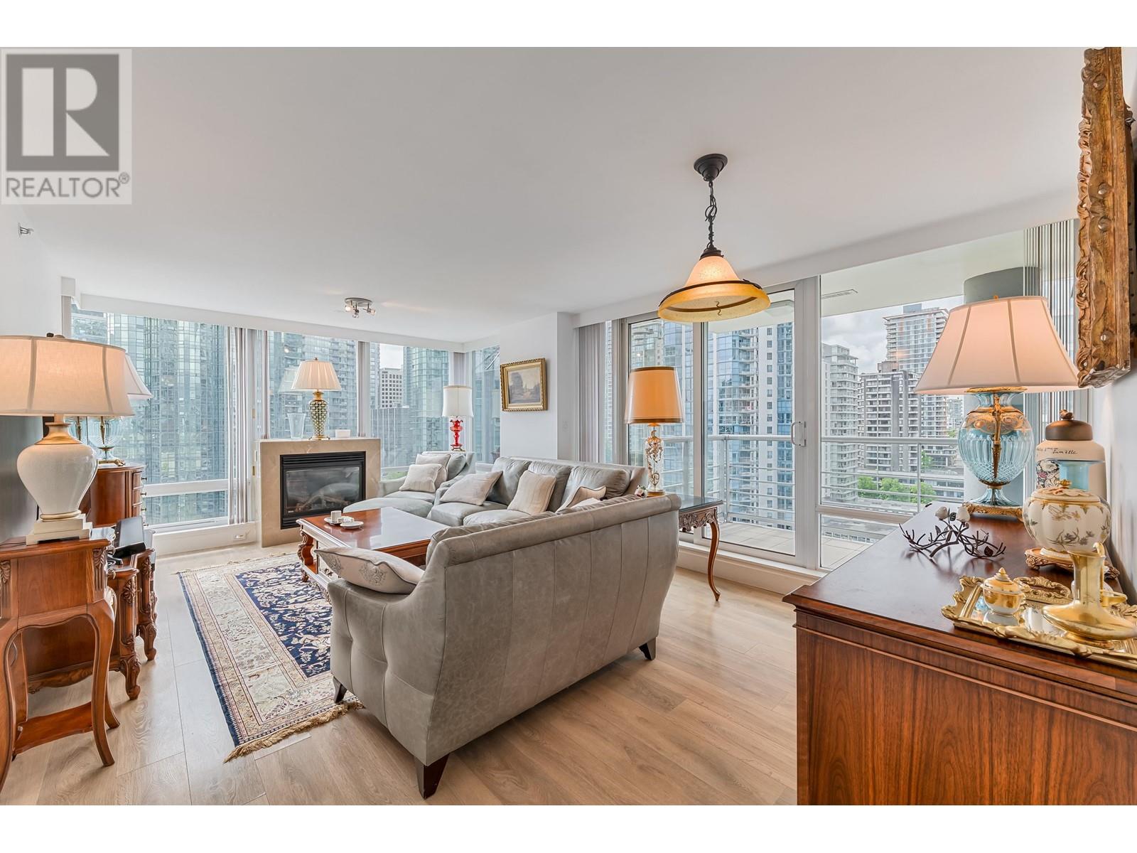 1904 590 Nicola Street, Vancouver, British Columbia  V6G 3J8 - Photo 3 - R3006293