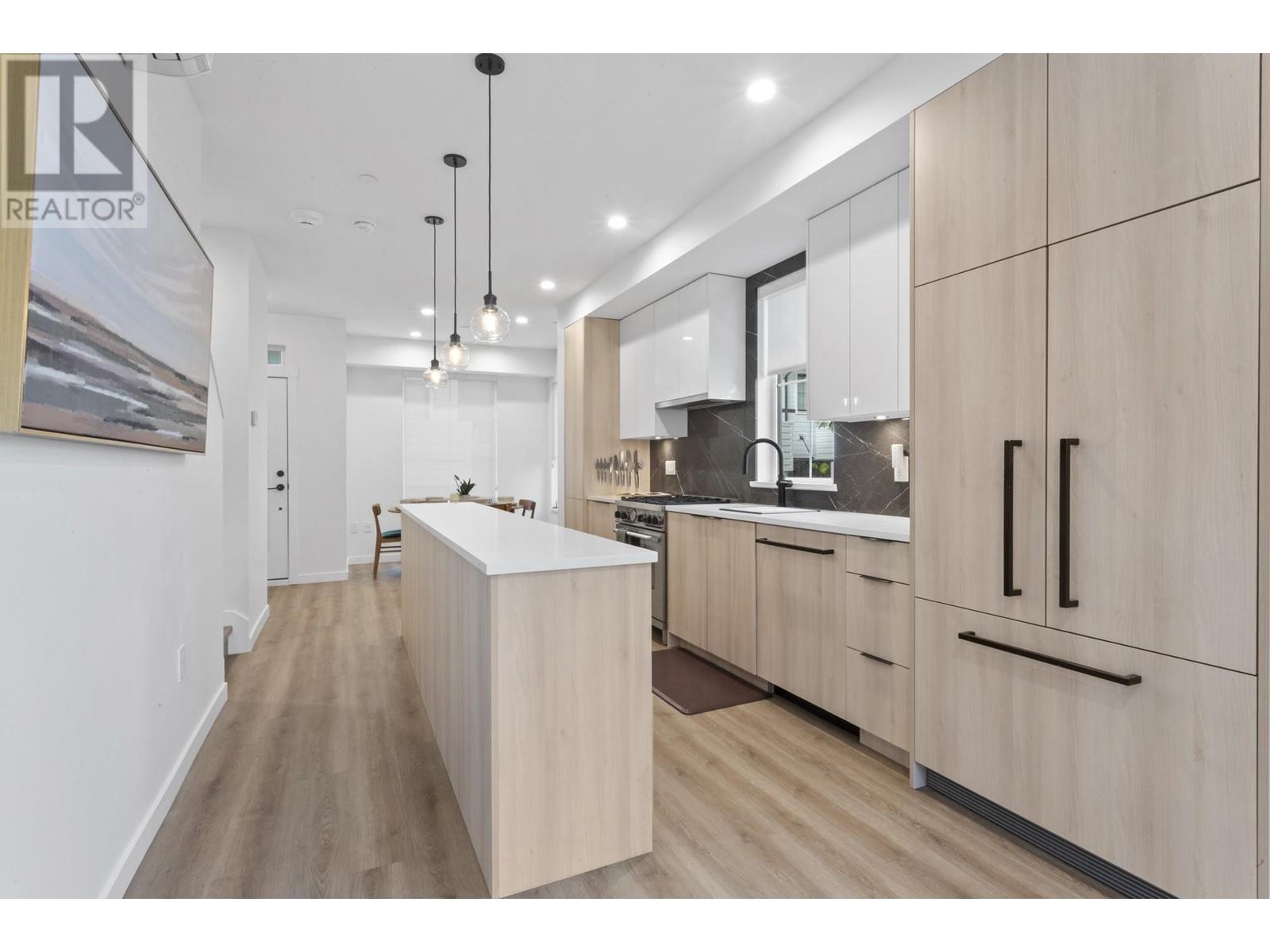 21 237 Ridgeway Avenue, North Vancouver, British Columbia  V7L 0H6 - Photo 7 - R3005791