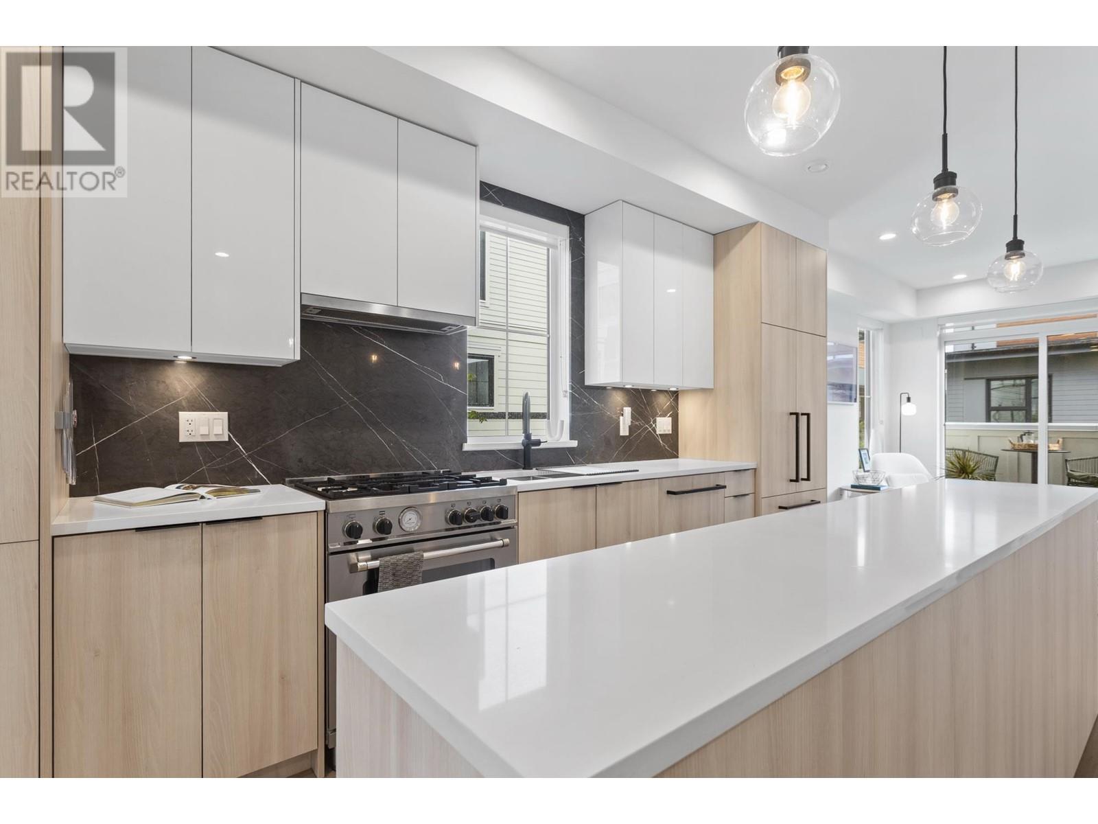 21 237 Ridgeway Avenue, North Vancouver, British Columbia  V7L 0H6 - Photo 10 - R3005791