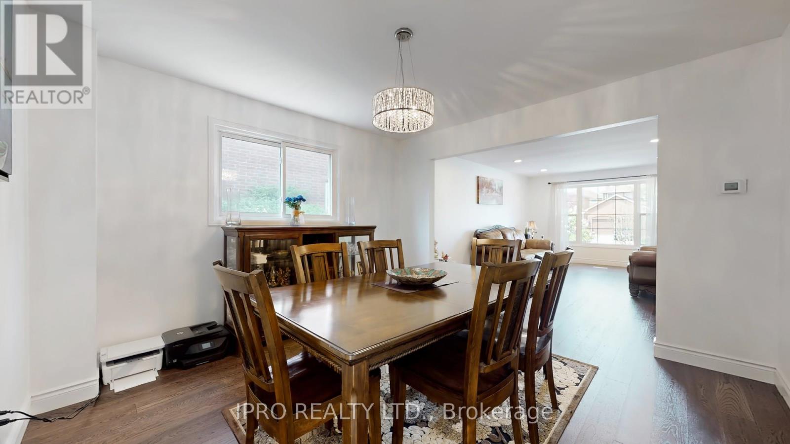 2088 Madden Boulevard, Oakville, Ontario  L6H 3L6 - Photo 10 - W12167733