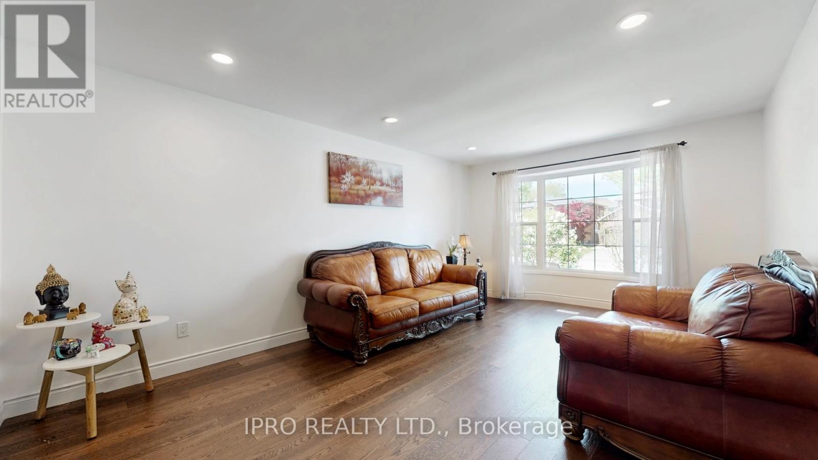 2088 Madden Boulevard, Oakville, Ontario  L6H 3L6 - Photo 6 - W12167733