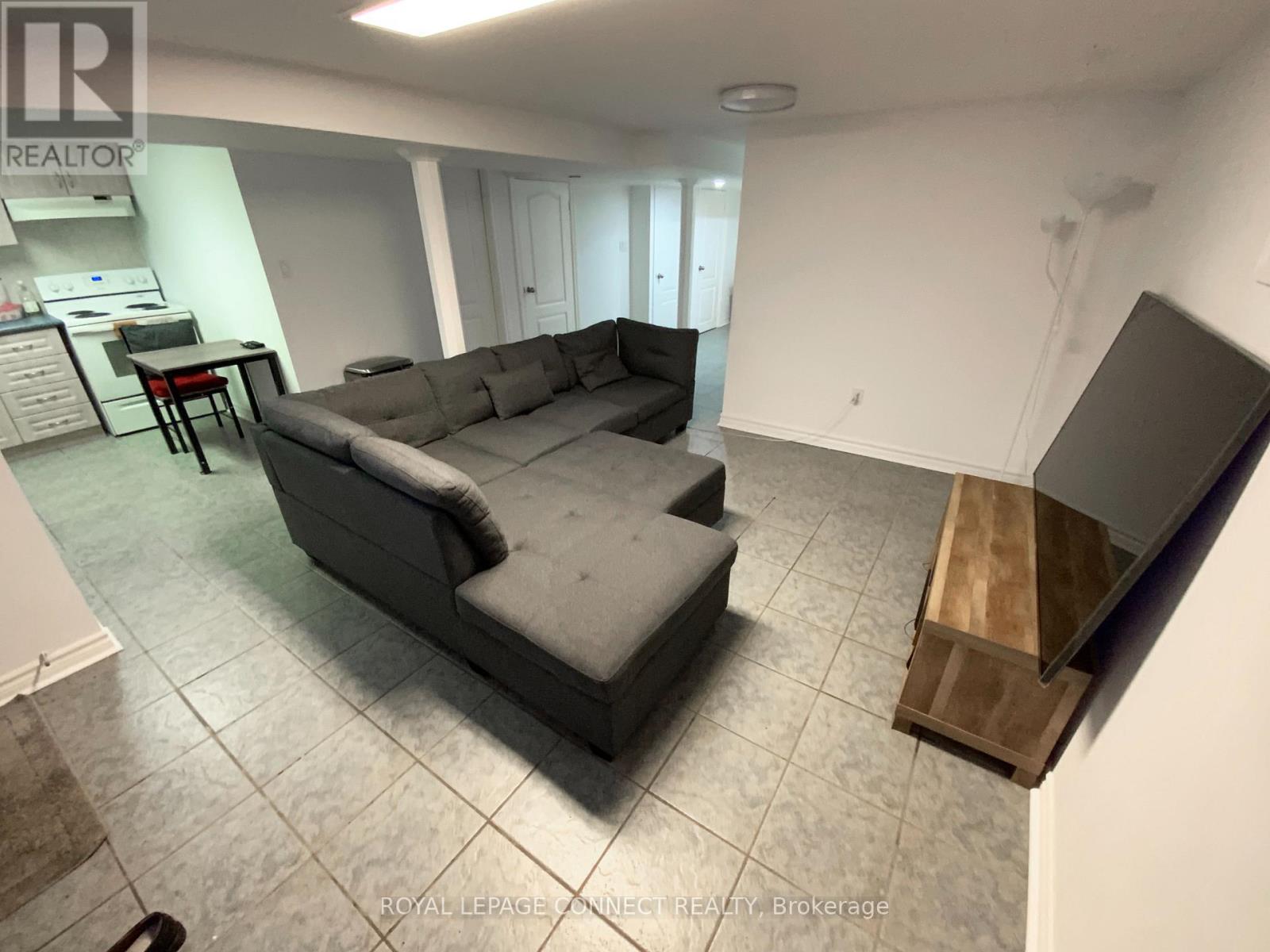 Bsmt - 2 Kellyvale Road, Toronto, Ontario  M1R 3M3 - Photo 6 - E12167544