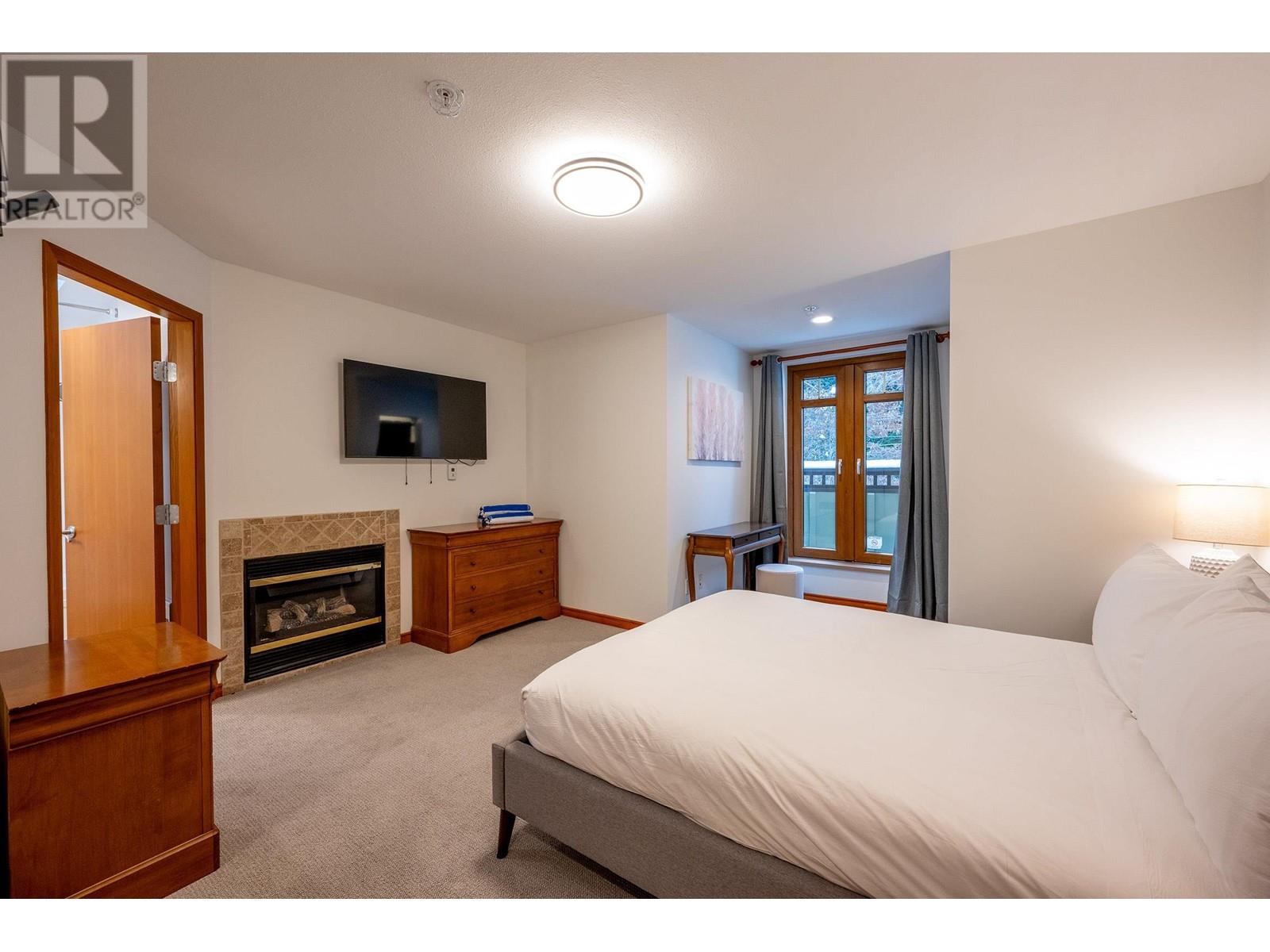 3012 Alpine Crescent, Whistler, British Columbia  V8E 0B8 - Photo 6 - C8069414