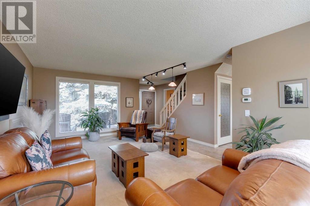 407 Whiteridge Crescent Ne, Calgary, Alberta  T1Y 2Y9 - Photo 11 - A2219171