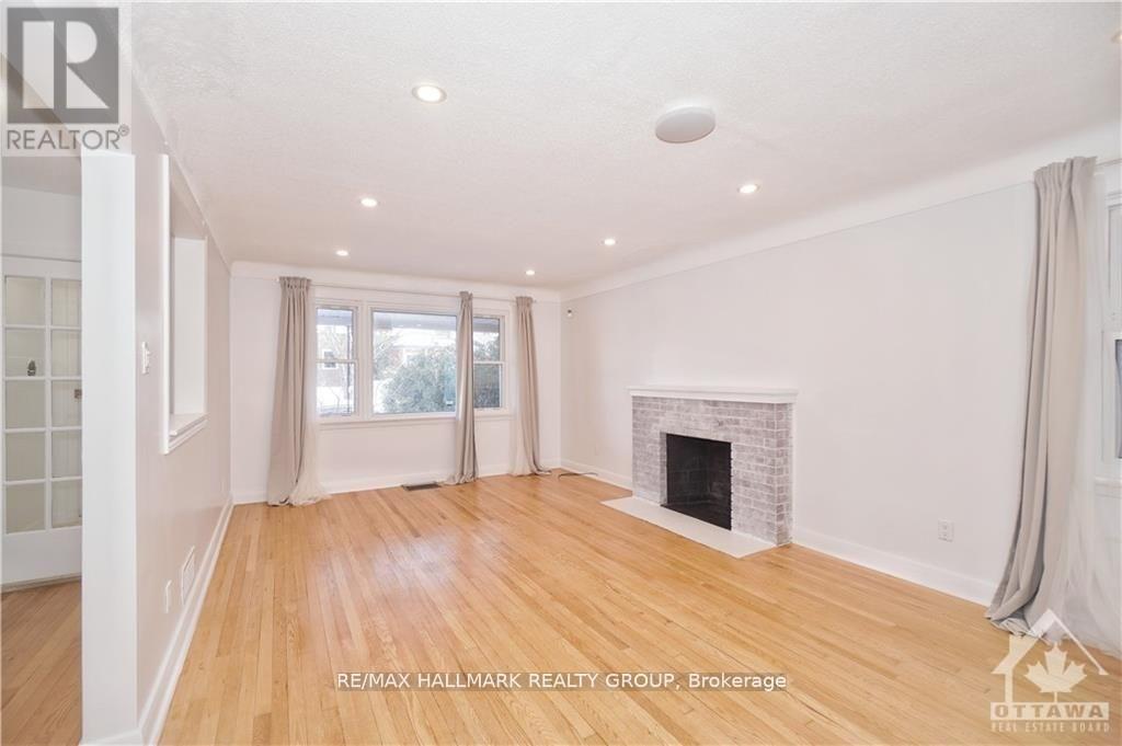 A - 1347 Dorchester Avenue, Ottawa, Ontario  K1Z 8E8 - Photo 5 - X12167745