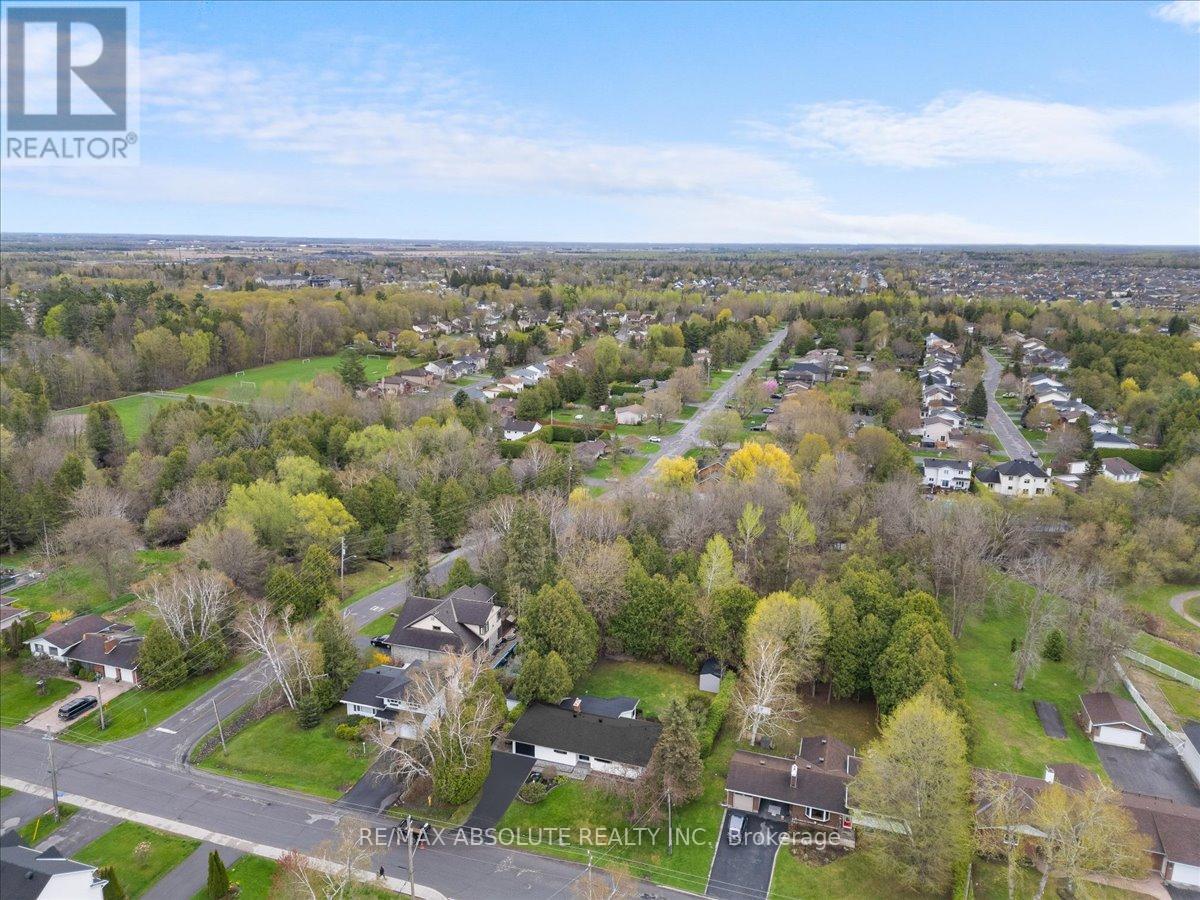 36 Beverly Street, Ottawa, Ontario  K2S 0S2 - Photo 26 - X12167748