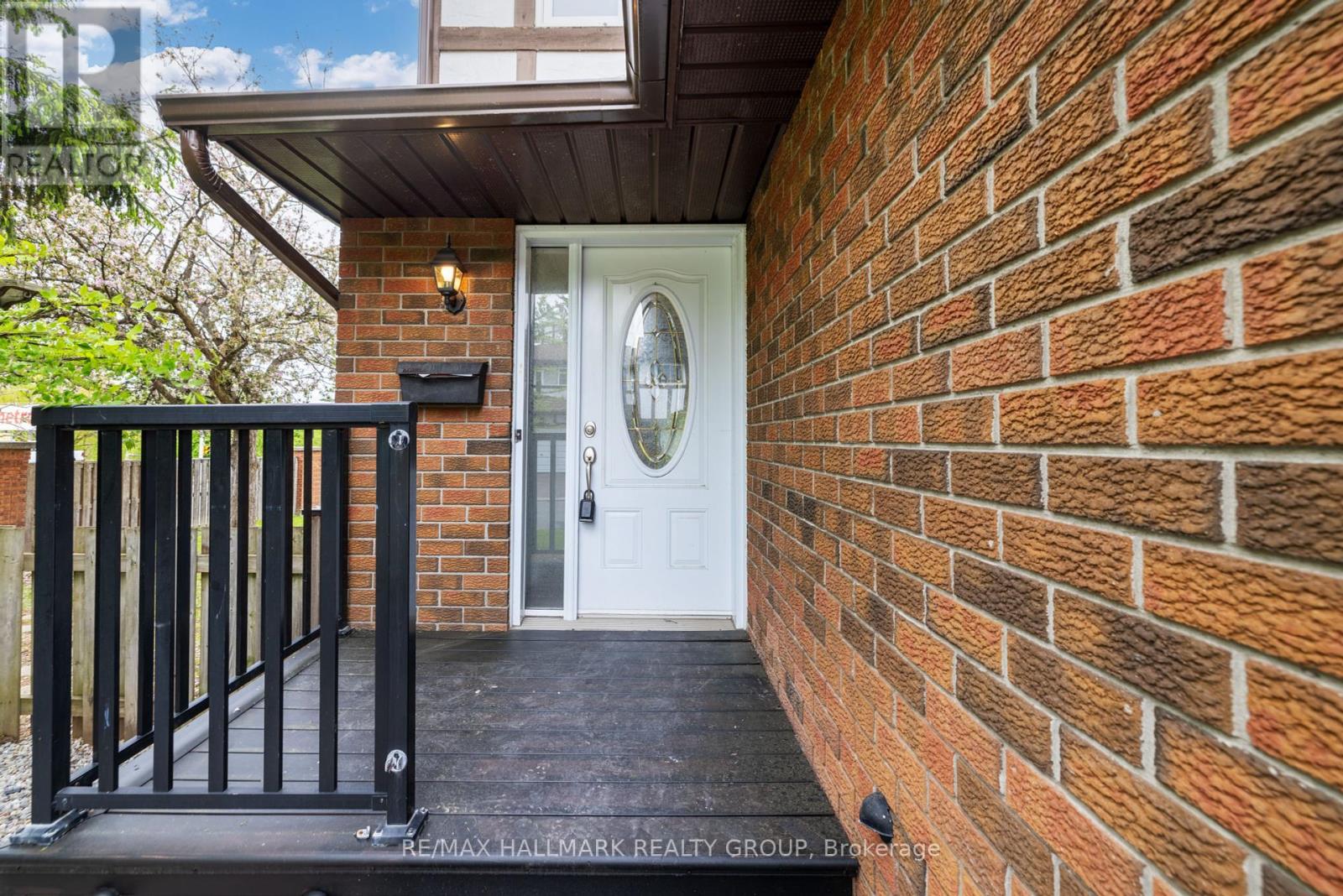 1083 Millwood Court, Ottawa, Ontario  K1C 3E9 - Photo 3 - X12167763