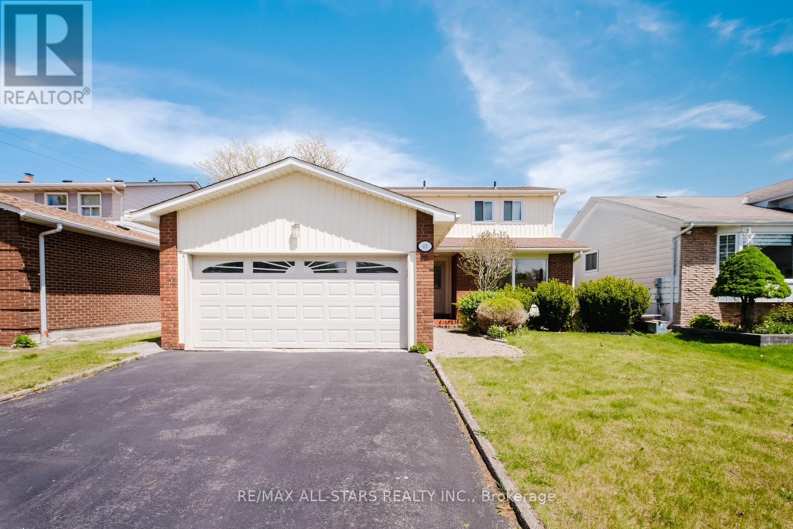 45 WELLPARK BOULEVARD, Toronto, Ontario