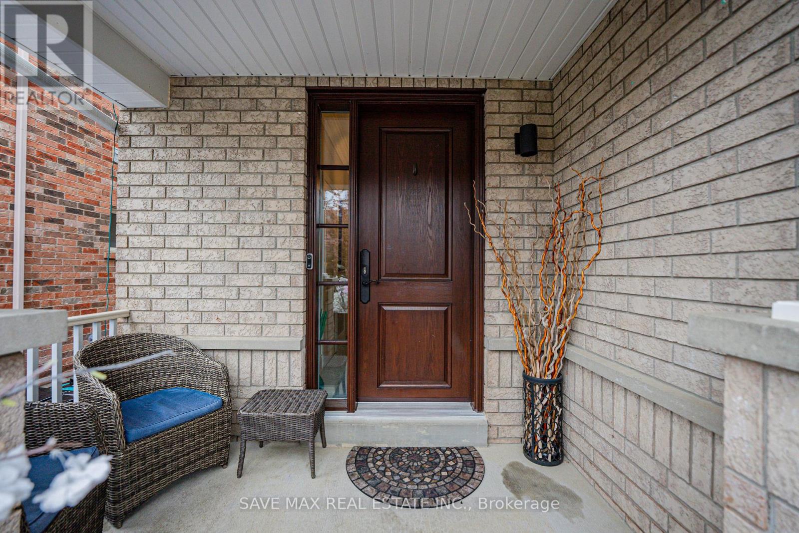 169 Downy Emerald Drive, Bradford West Gwillimbury, Ontario  L3Z 0E6 - Photo 4 - N12167771