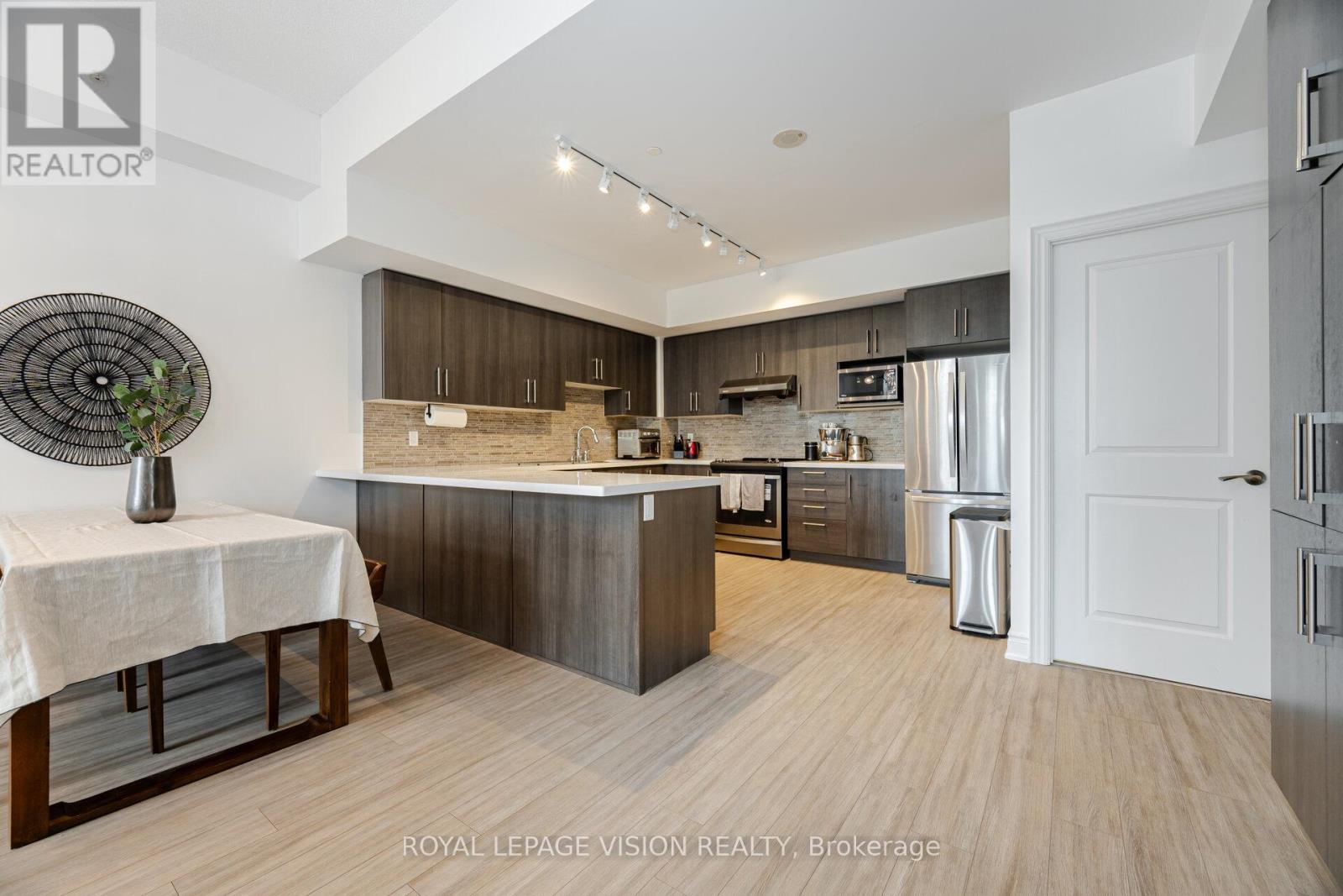 111 - 38 Cedarland Drive, Markham, Ontario  L6G 0G7 - Photo 15 - N12167774